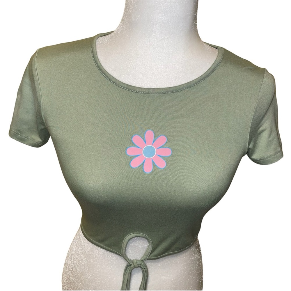 Social Culture‎ Flower Crop Top Small - Picture 2 of 6